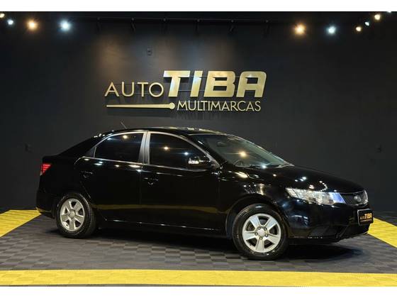 KIA CERATO 1.6 E.213 SEDAN 16V GASOLINA 4P MANUAL KIA CERATO 1.6 E.213 SEDAN 16V GASOLINA 4P MANUAL